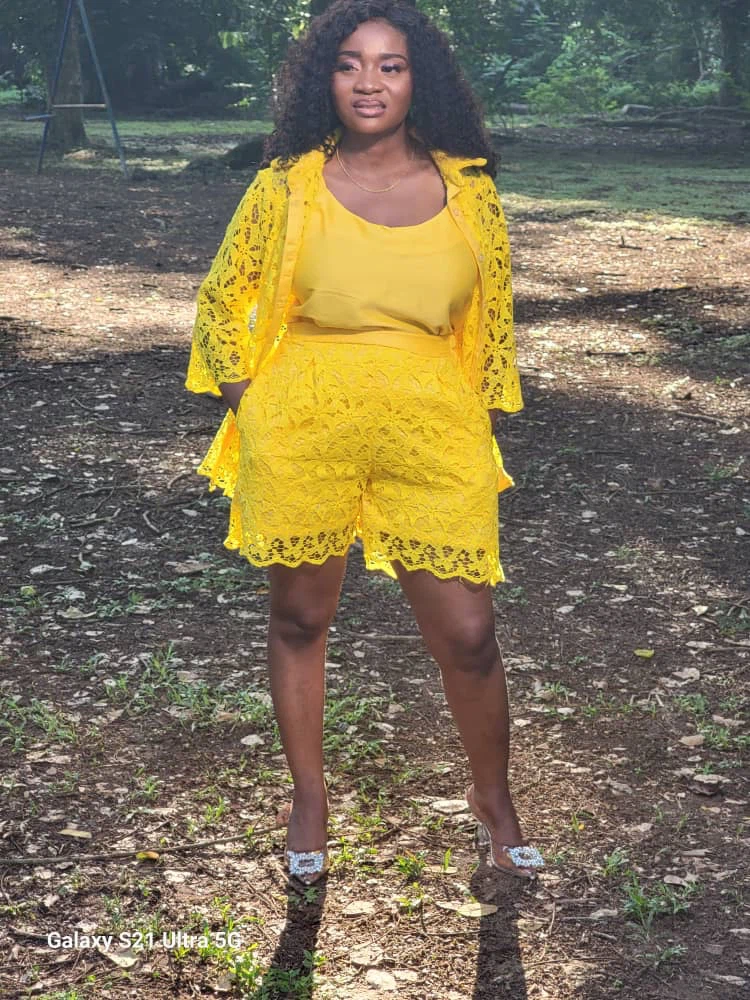 Yellow Lace 3-Piece Set - photo 2