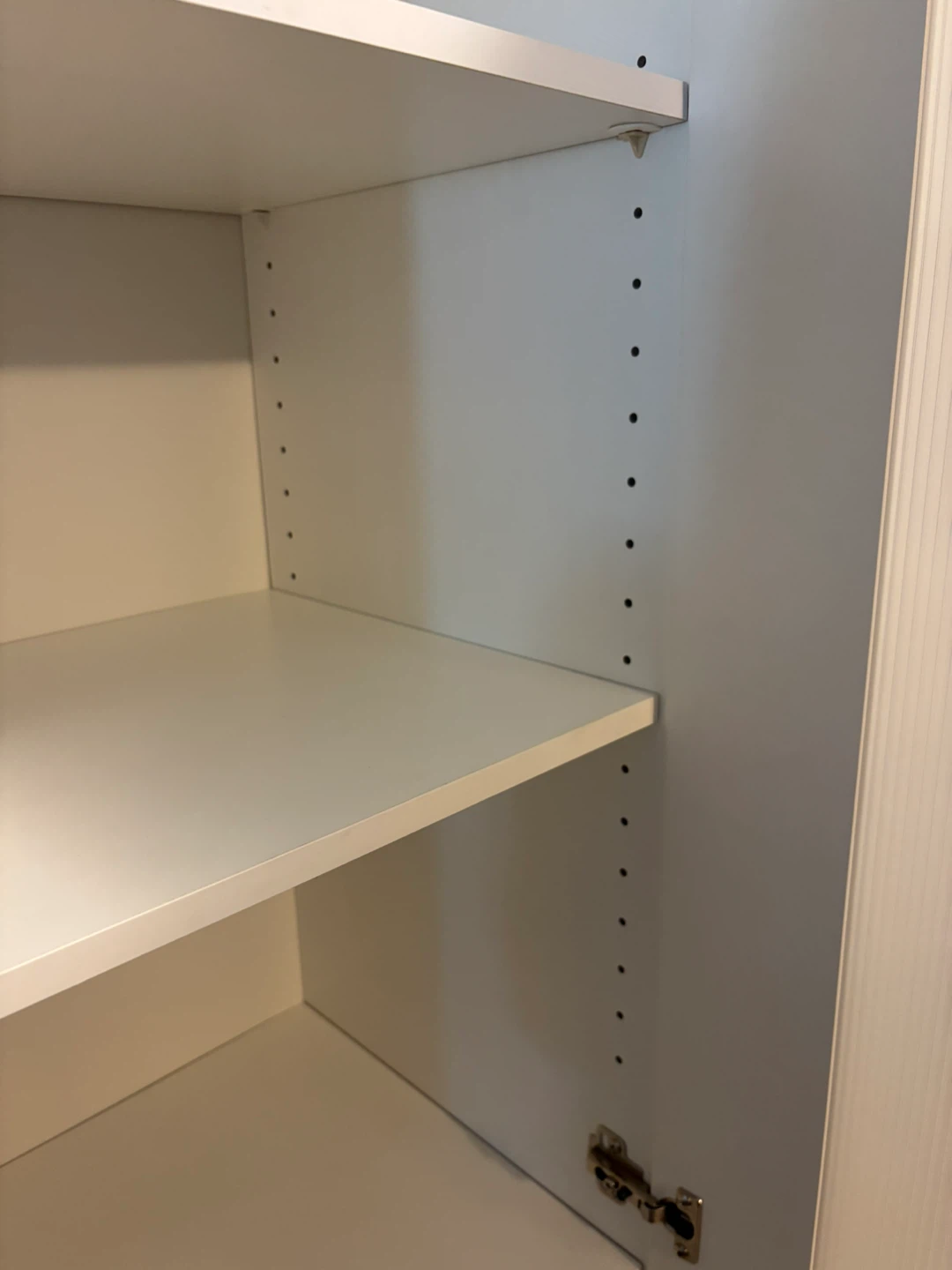 White Storage Cabinet with Frosted Glass Door - photo 5