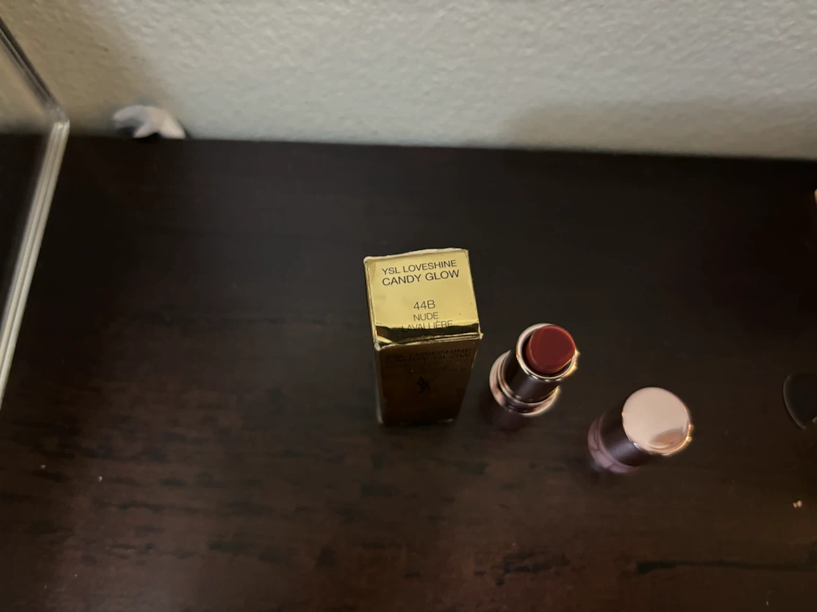 New-Yves Saint Laurent Candy Glow Lipstick 44B Nude - photo 2