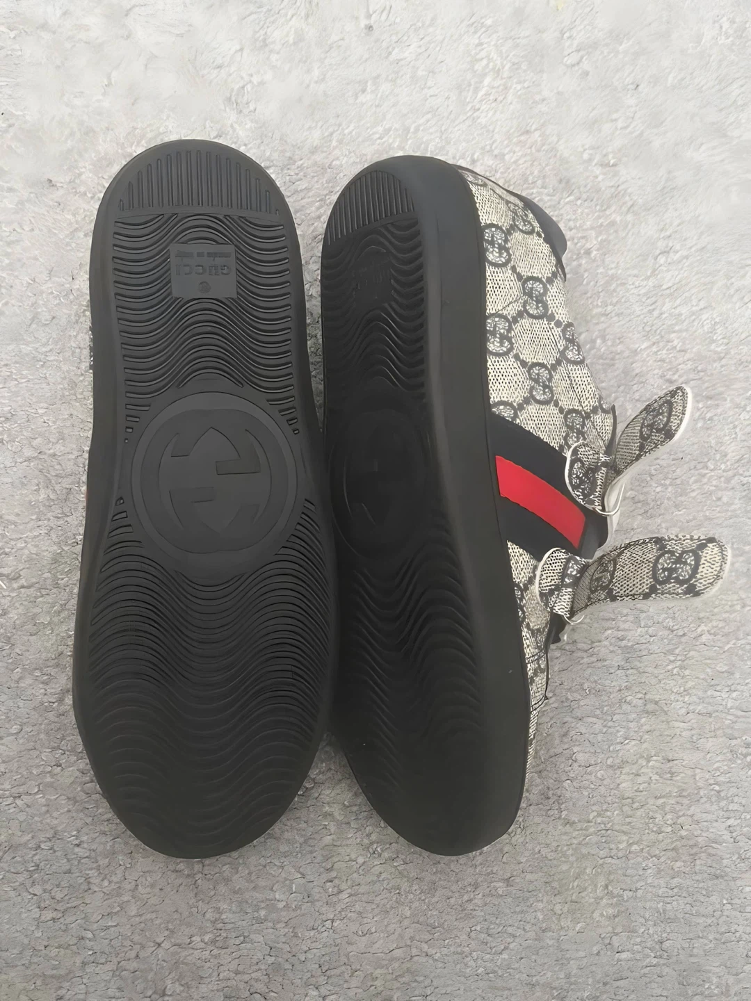 Gucci Kids Sneakers - photo 2