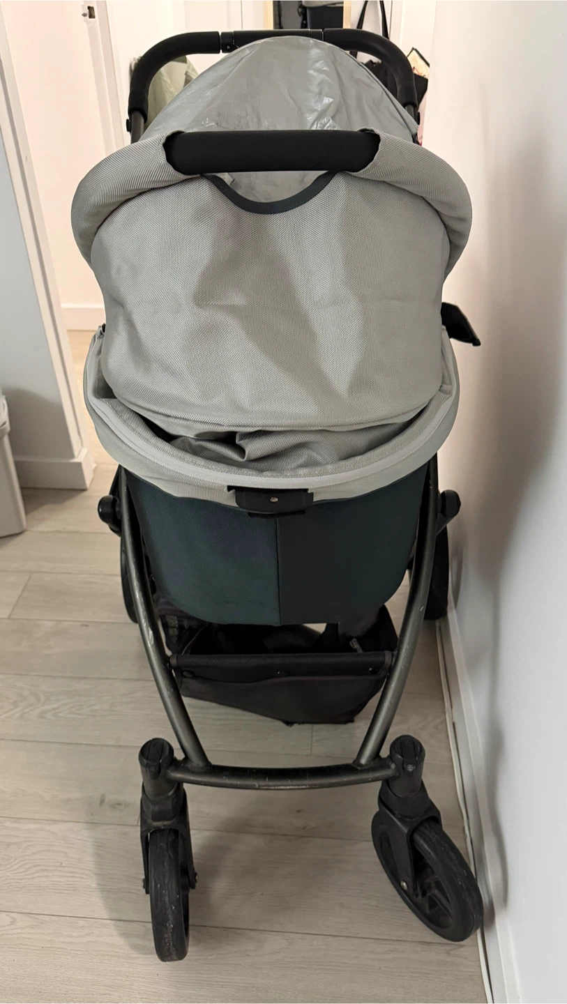 UPPAbaby Vista Stroller Frame + Bassinet (2014 Model) - photo 2