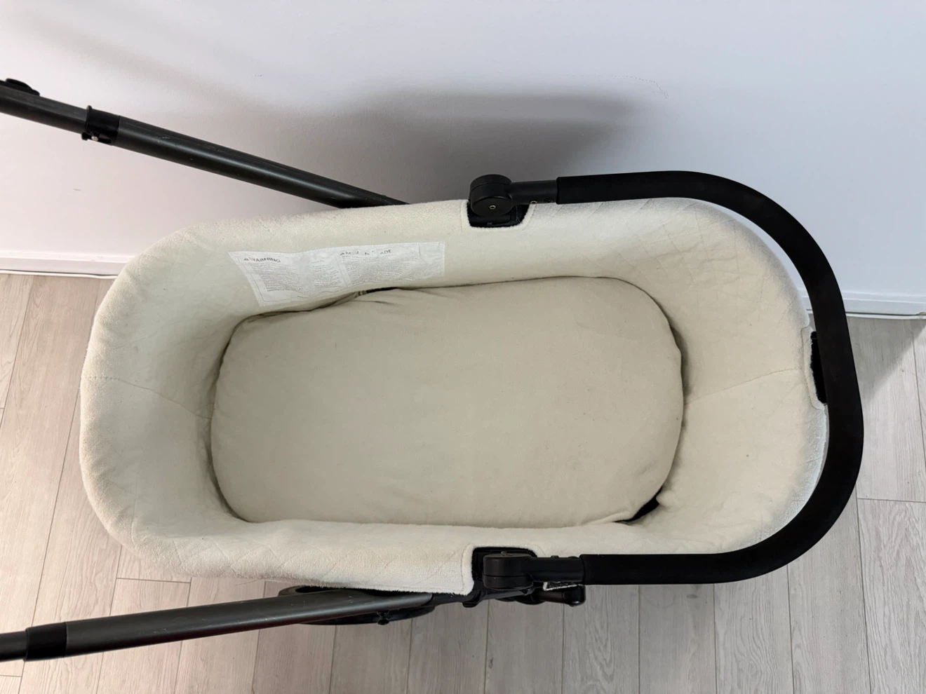 UPPAbaby Vista Stroller Frame + Bassinet (2014 Model) - photo 5