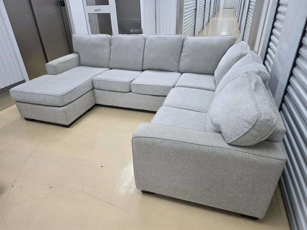 Ashley Grey Sectional Sofa with Chaise - photo 3