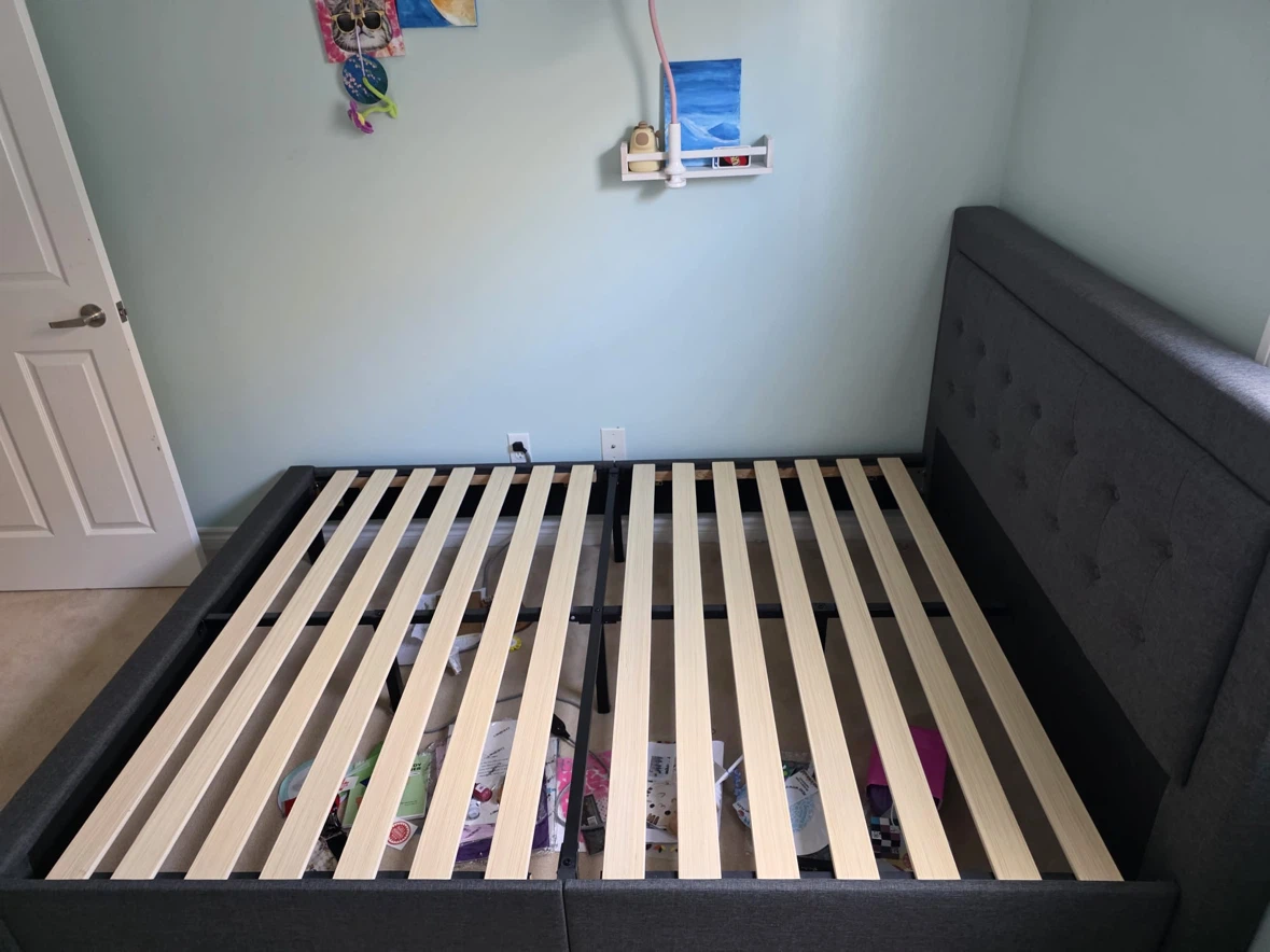 Grey Upholstered king Bed Frame - photo 2