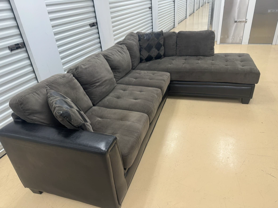 Grey Sectional Sofa with Chaise