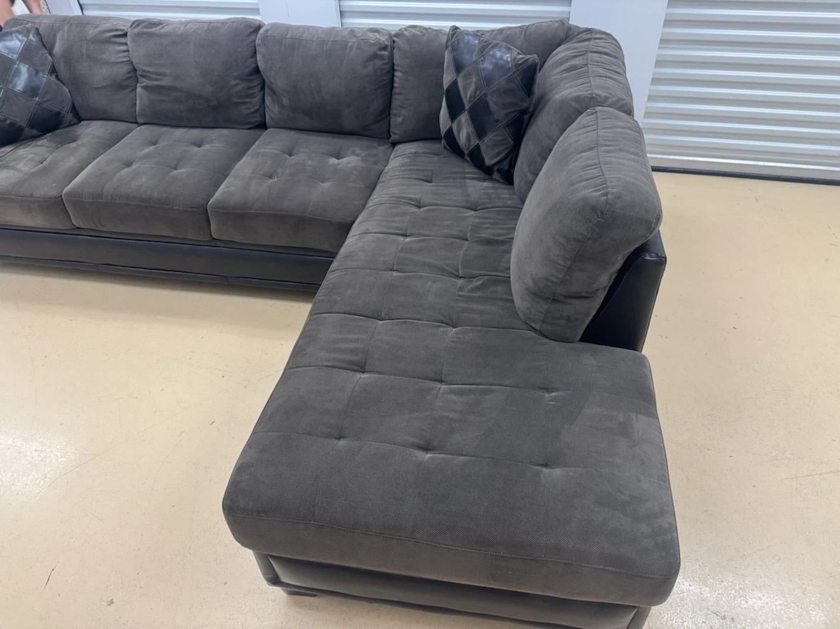 Grey Sectional Sofa with Chaise - photo 4