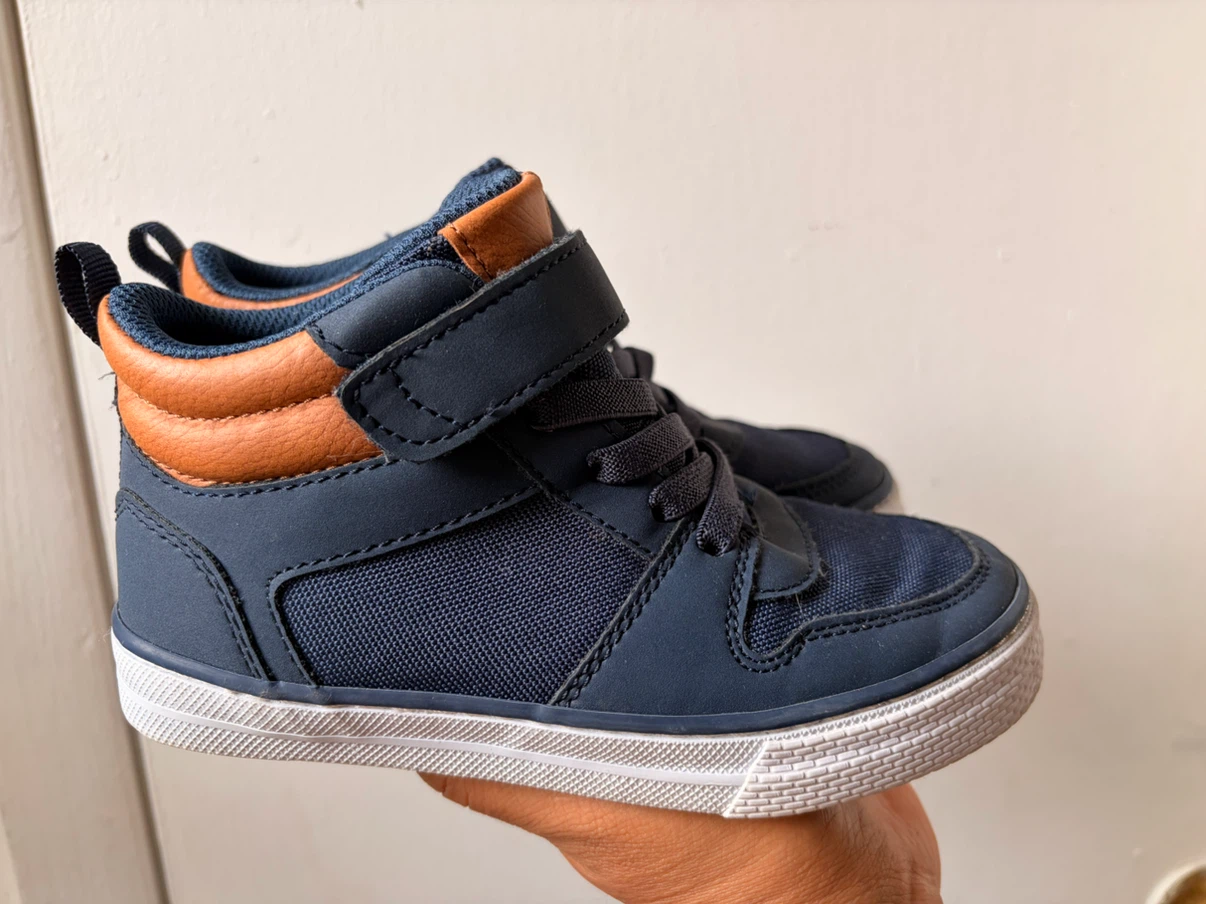 Children place shoes size 12 - photo 2