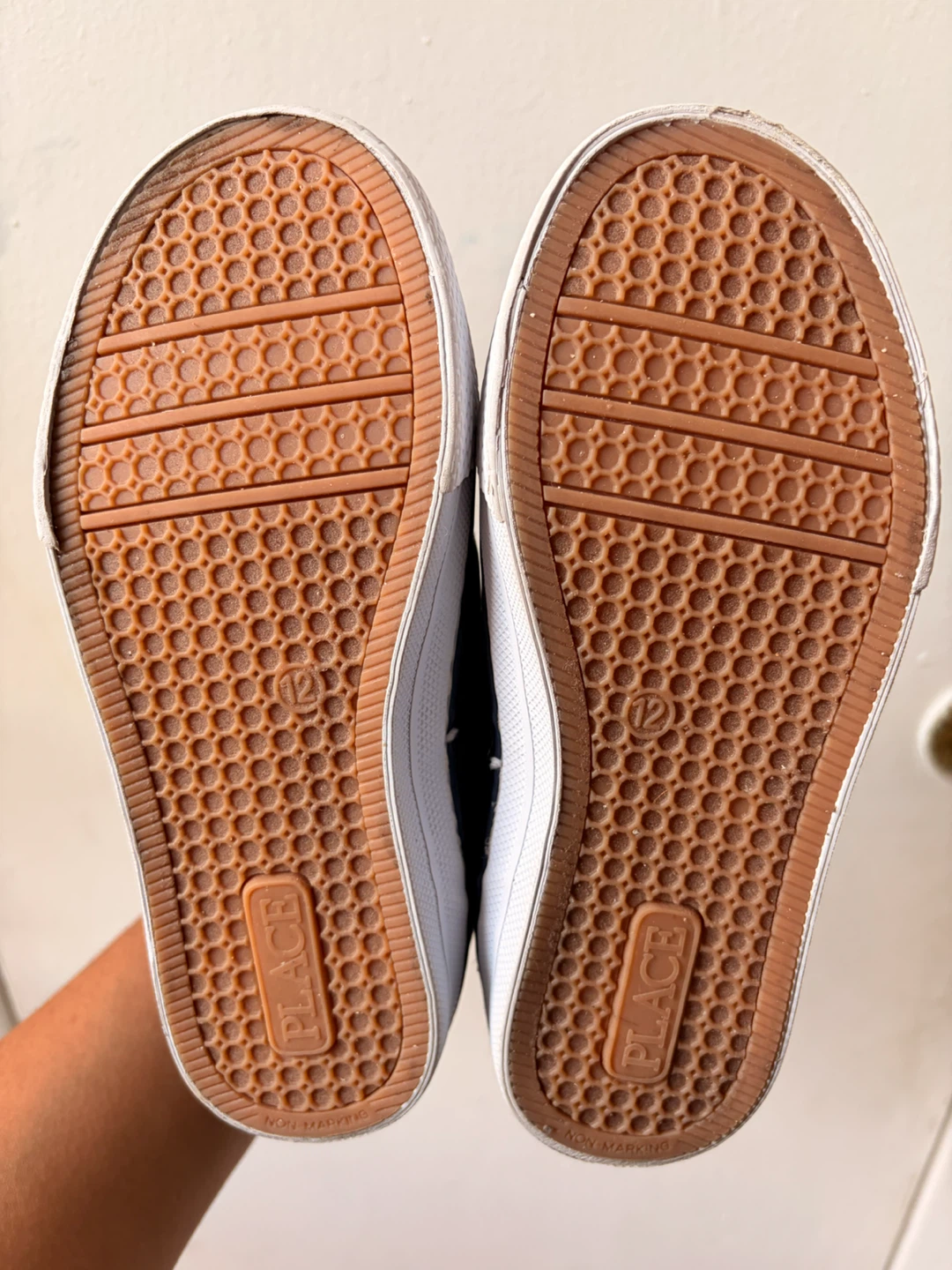 Children place shoes size 12 - photo 5