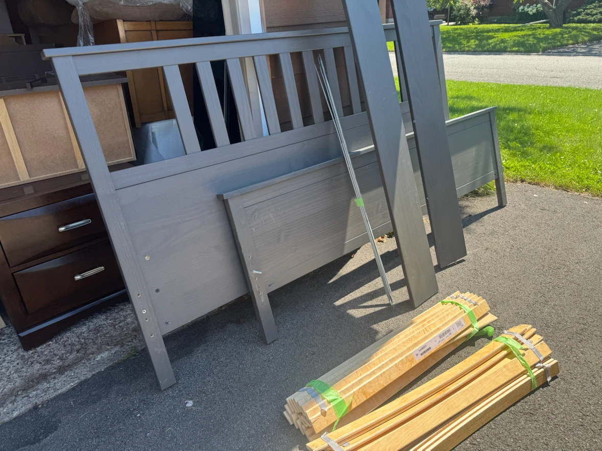 Ikea hemnes king  Grey Wooden Bed Frame - photo 5