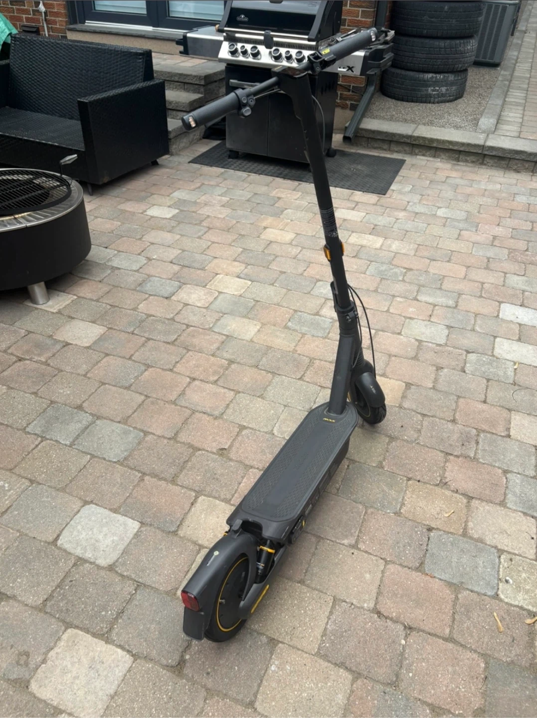 Ninebot G2 Max electric scooter - photo 2