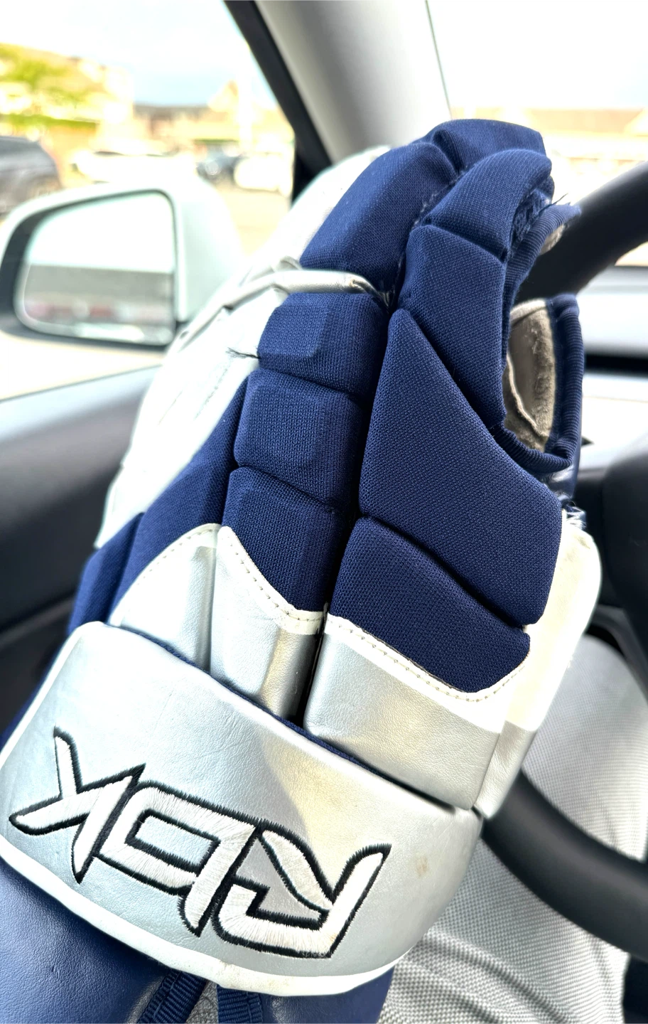 Reebok Hockey Gloves size: 15”