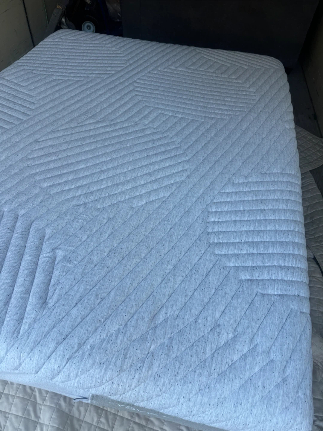 Queen Casper Wave Hybrid Mattress - photo 2