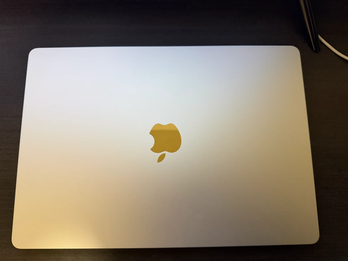 Apple MacBook Air (M3) 15-inch - LIKE NEW - photo 3