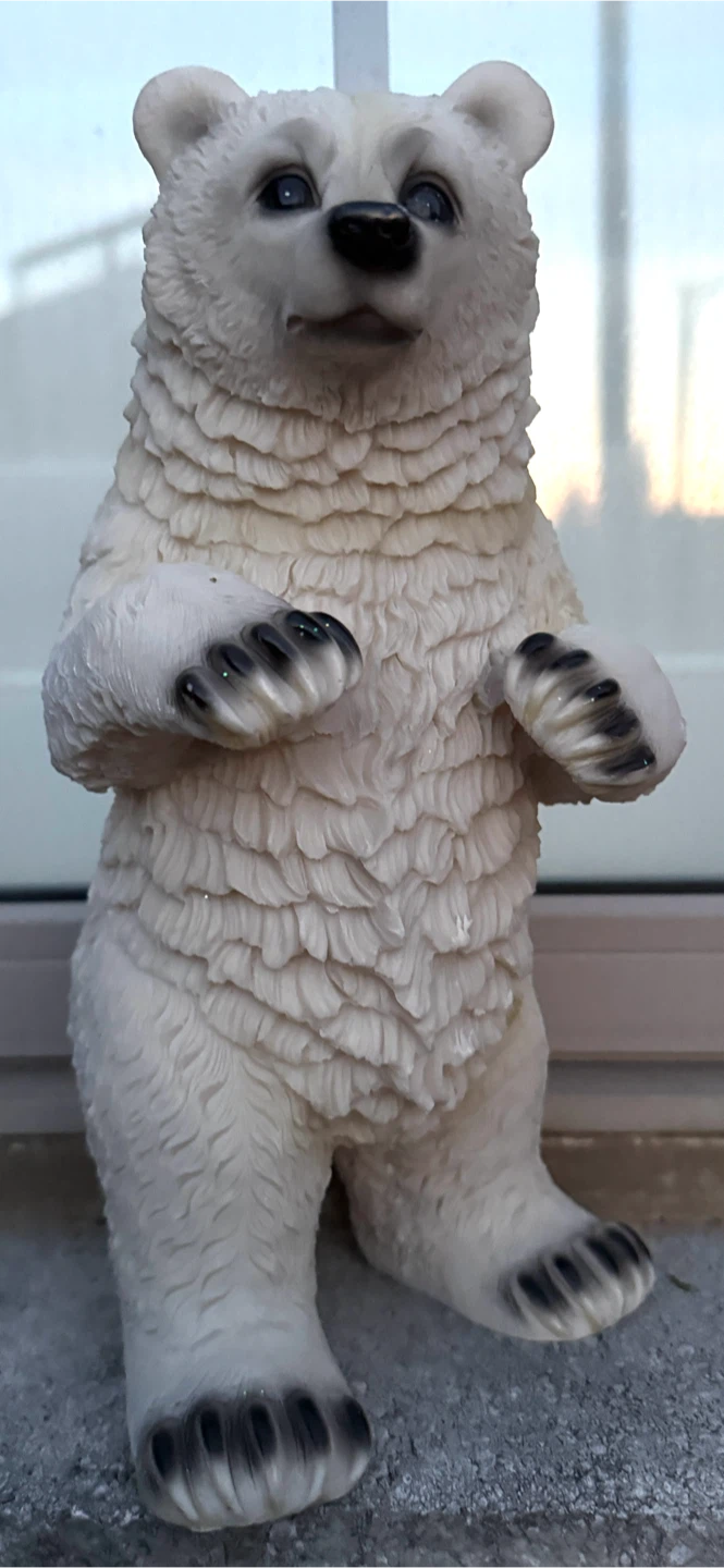 Polar Bear Figurine Statue - photo 2