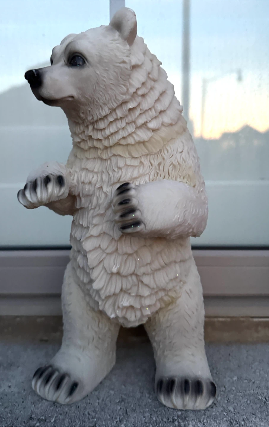 Polar Bear Figurine Statue - photo 3