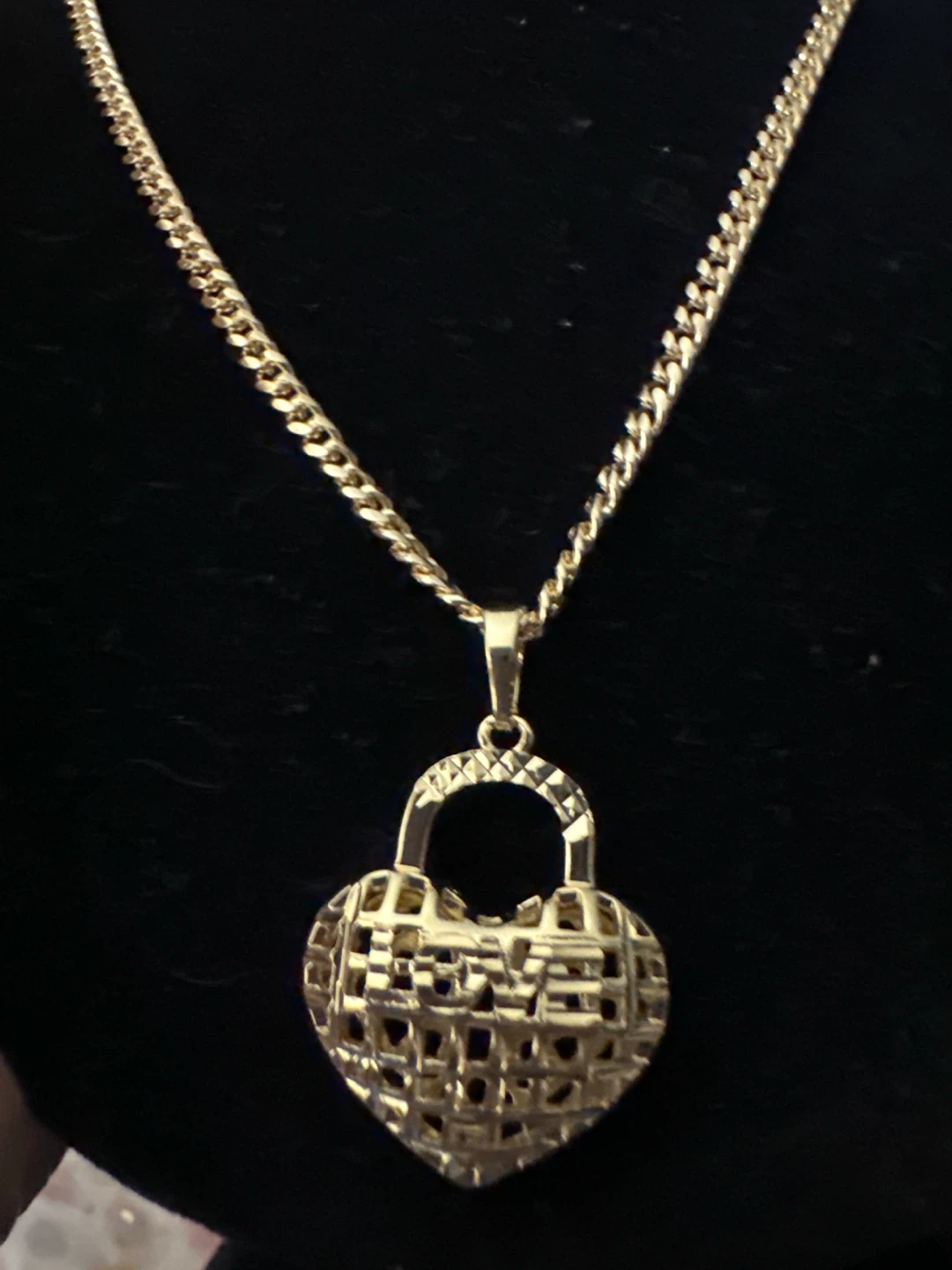 14k Gold laminated Heart Lock Pendant Necklace - photo 2