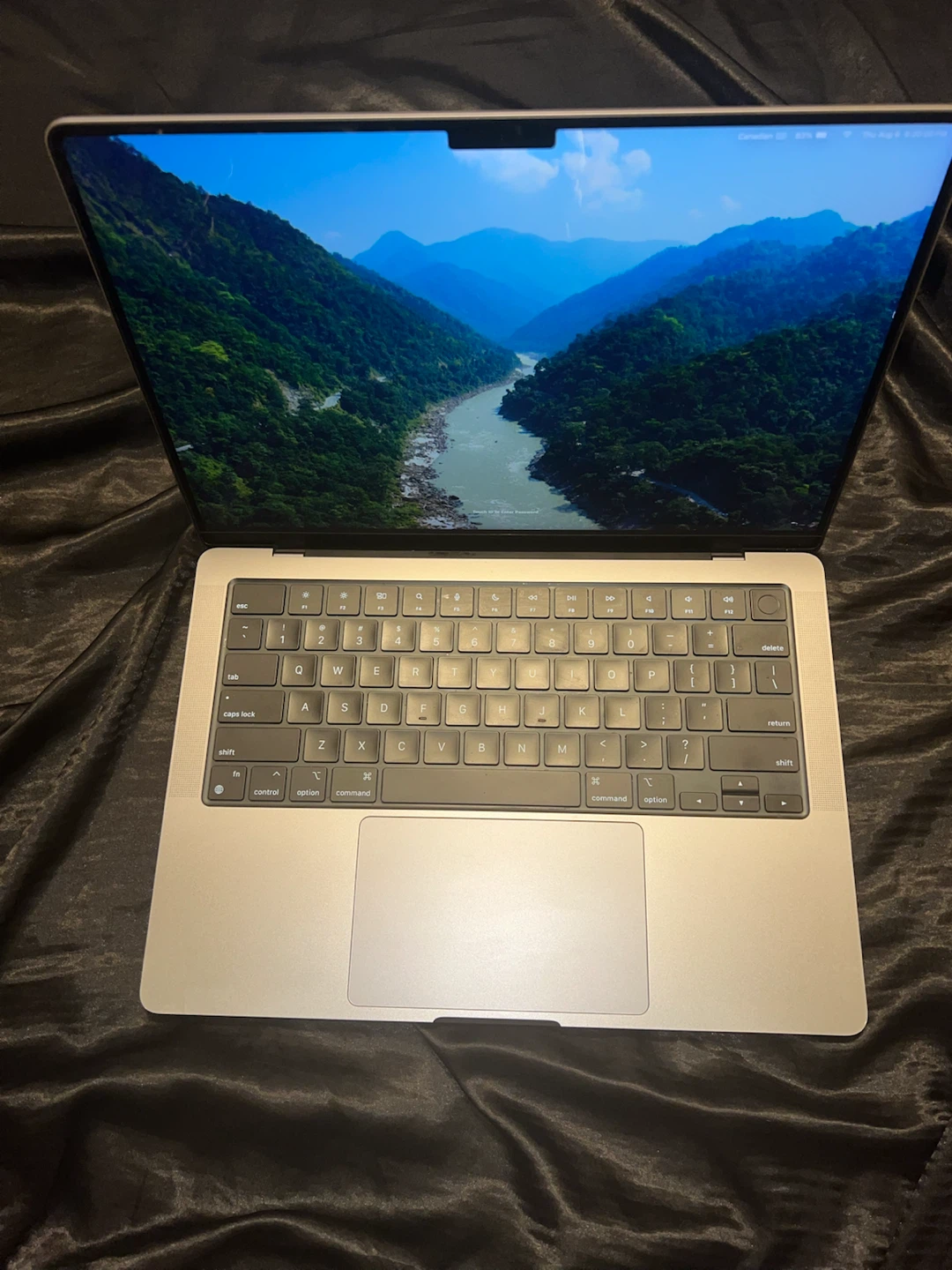 Apple MacBook Pro 14-inch M1 Pro, 32GB RAM, 1TB SSD