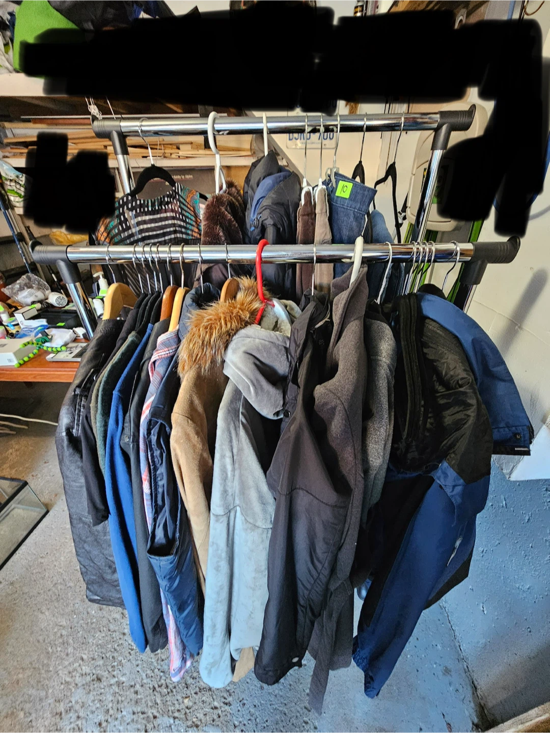 🚨 HUGE GARAGE SALE-58 White Blvd Thornhill - photo 3