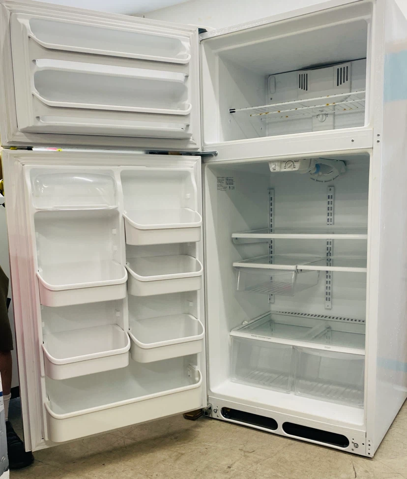 Nice Large Fridge - photo 2