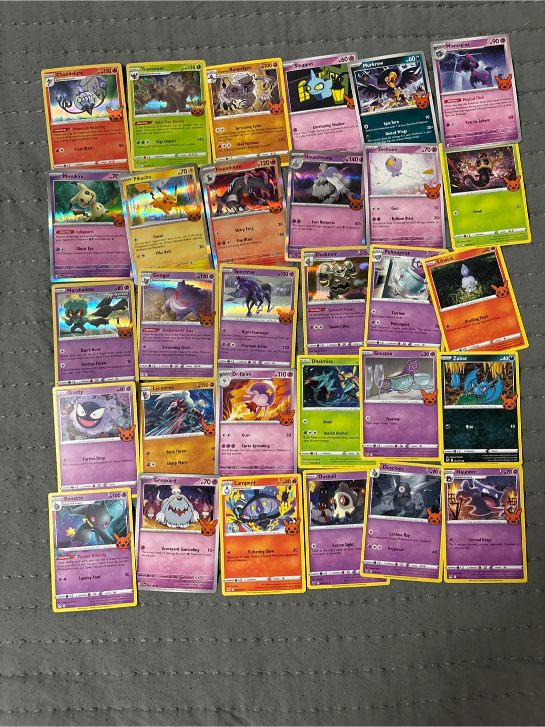 Full Halloween trick or treat Pokémon cards collection