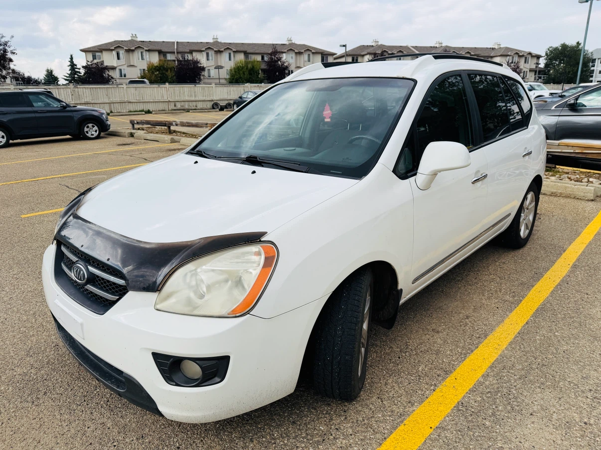2007 Kia Rondo