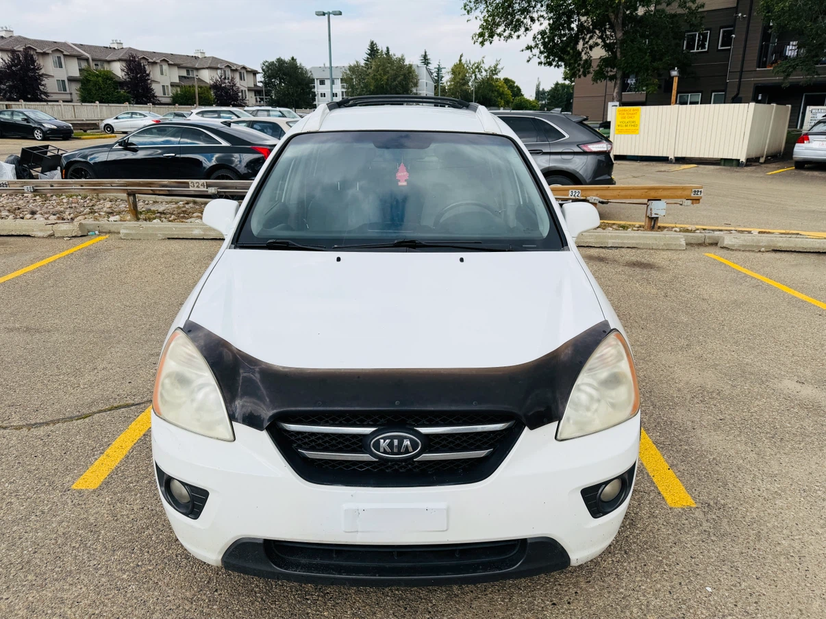 2007 Kia Rondo - photo 2