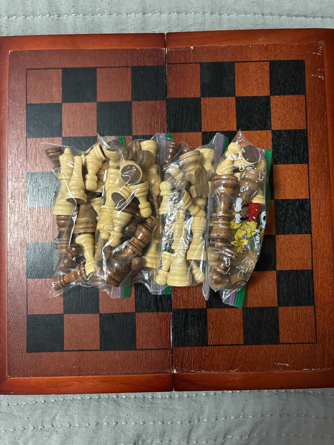Wooden Chess Set with Pieces