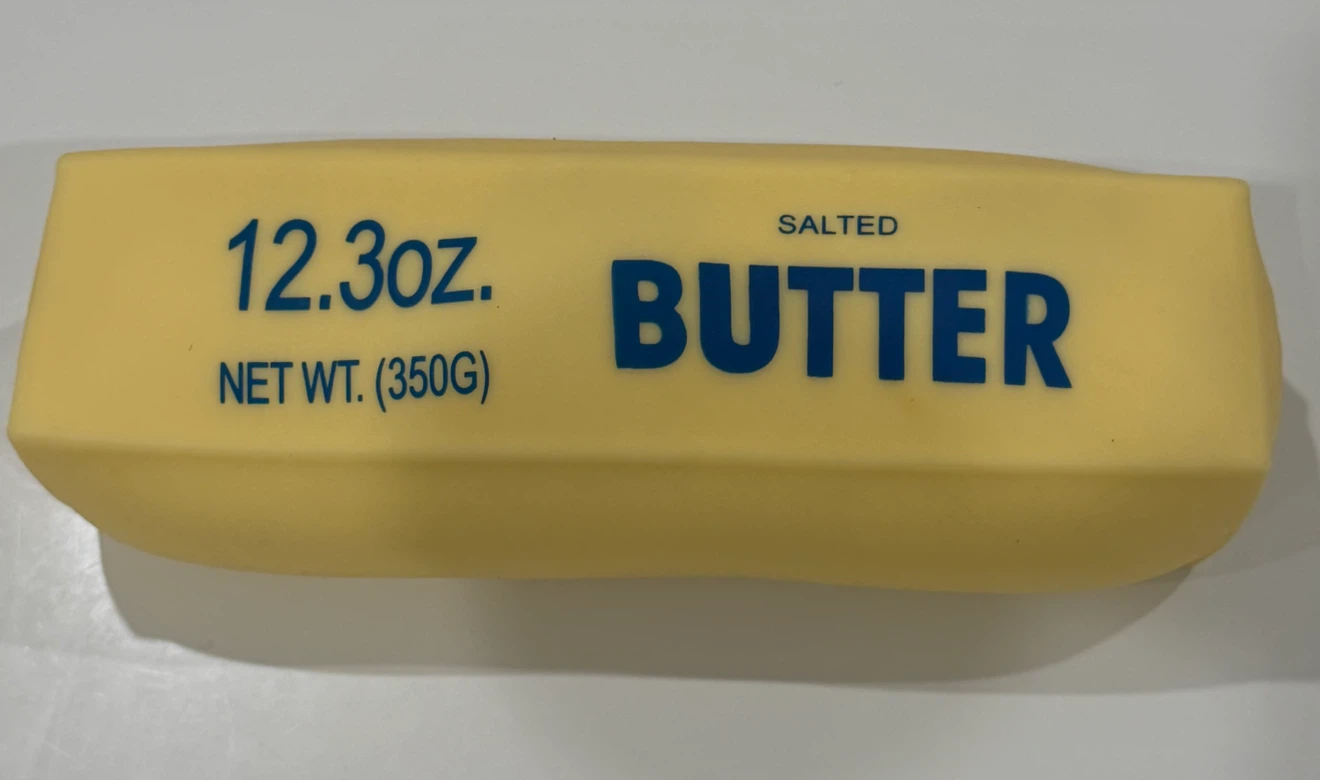 Jumbo butter squishy  (30 pieces left)