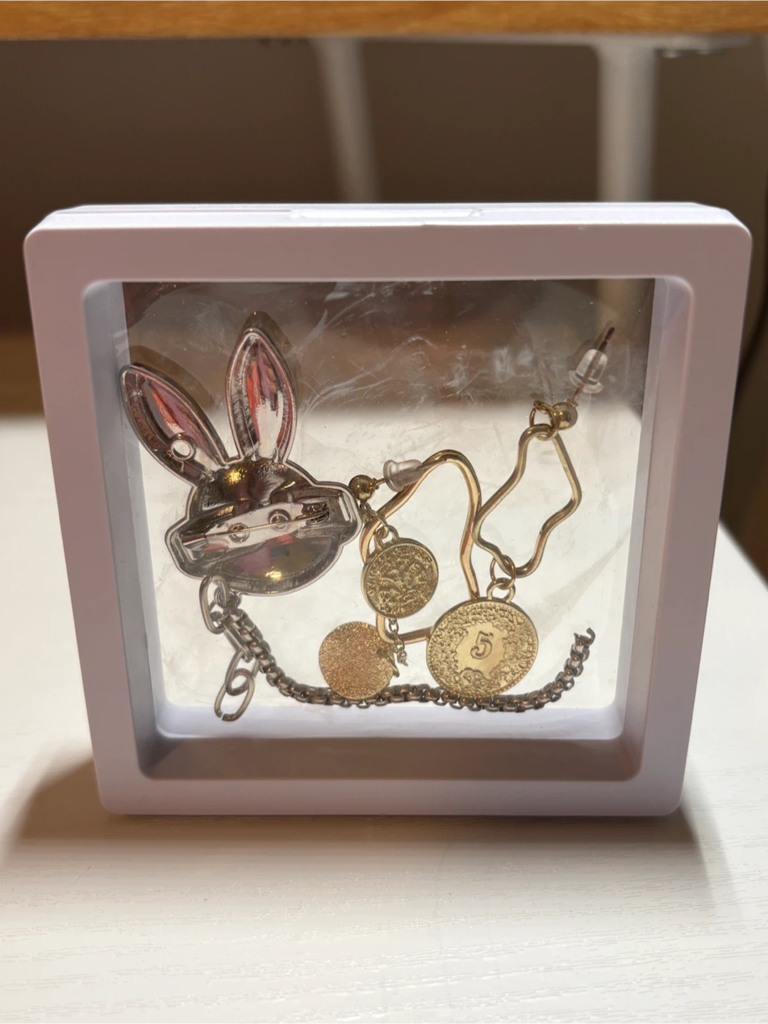 Bunny Brooch and Coin Dangle Earrings Set - photo 2