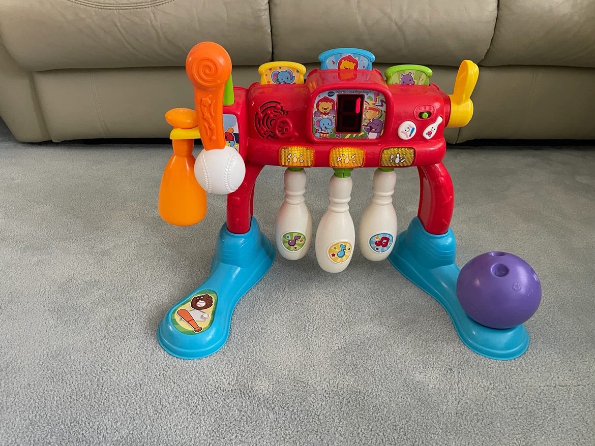 VTech 2-in-1 Interactive Sports Center (Bowling & Baseball)