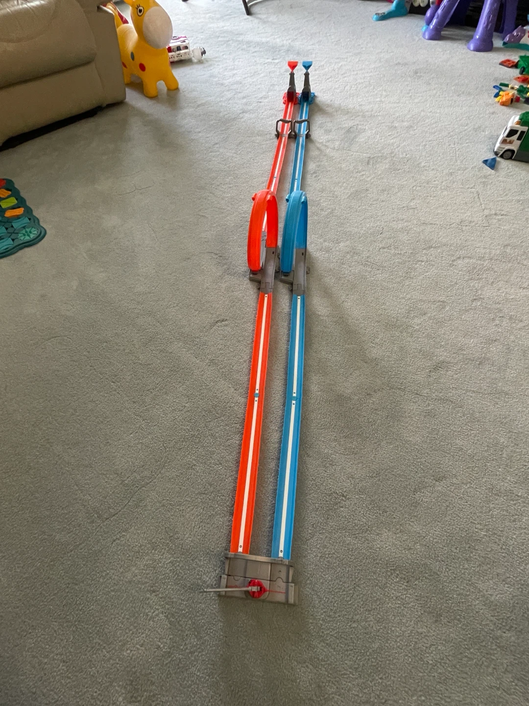 Hot Wheels Action Dual Loop Champion Racing Track (Foldable) - photo 3