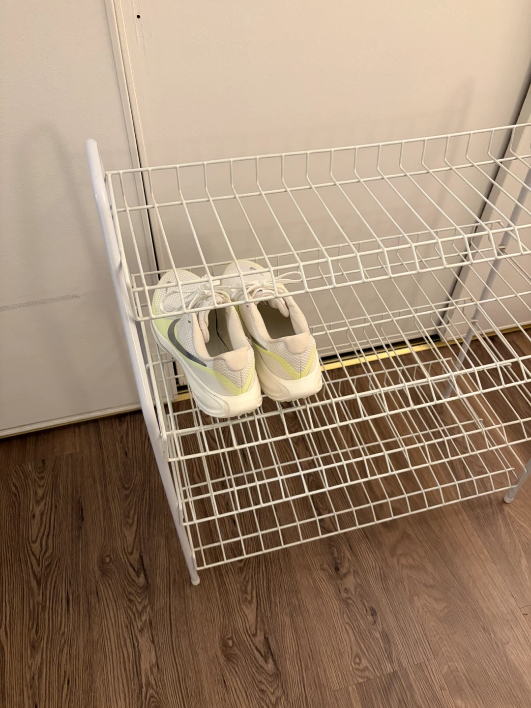 Rubbermaid 4-Tier Shoe Shelf - photo 2