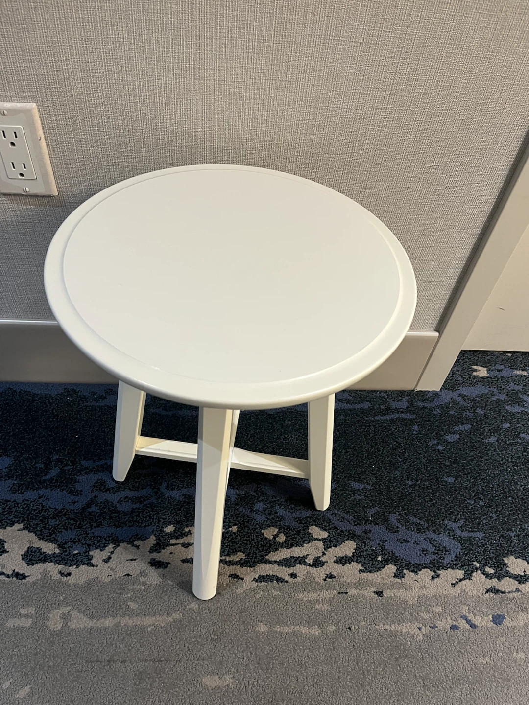 White Round Accent Table