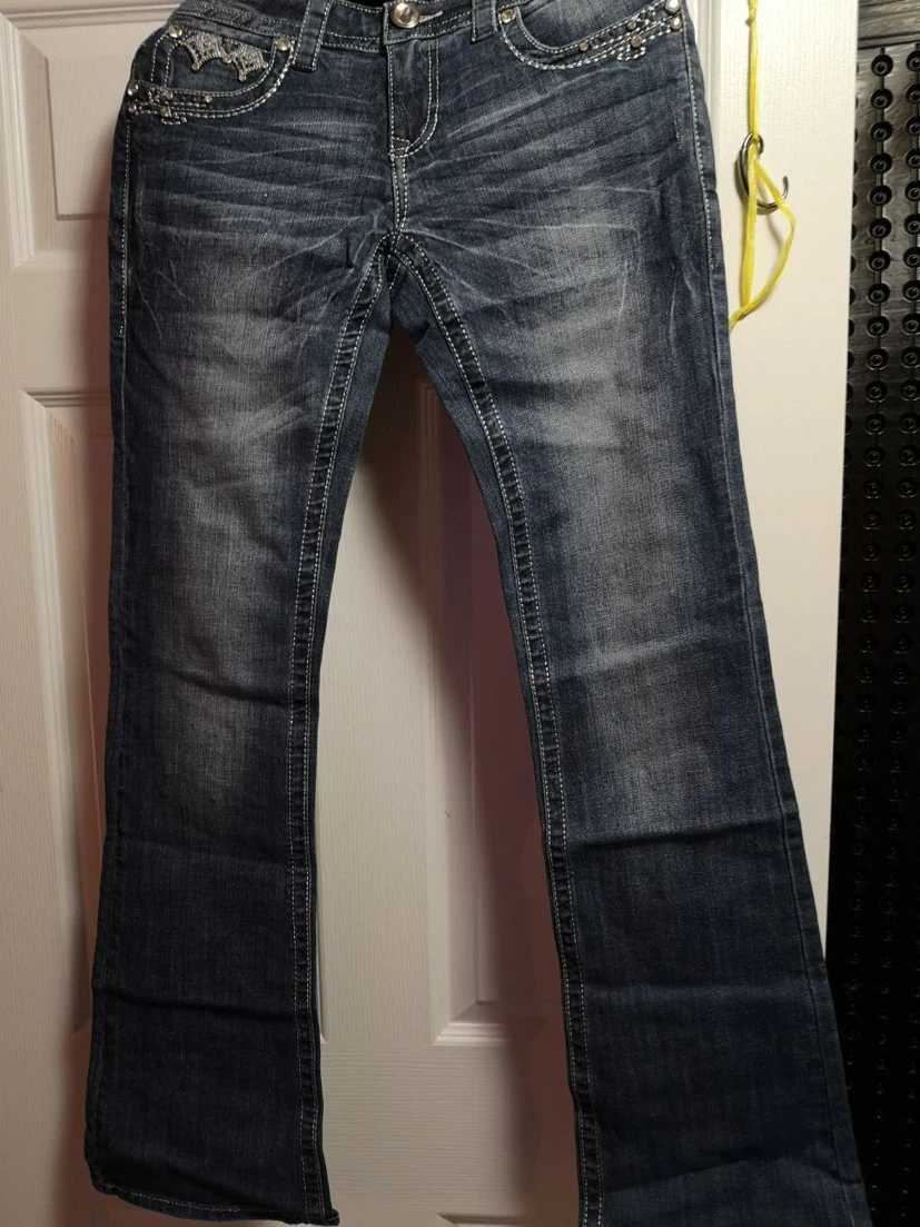 Miss Me Bootcut Jeans Size 28