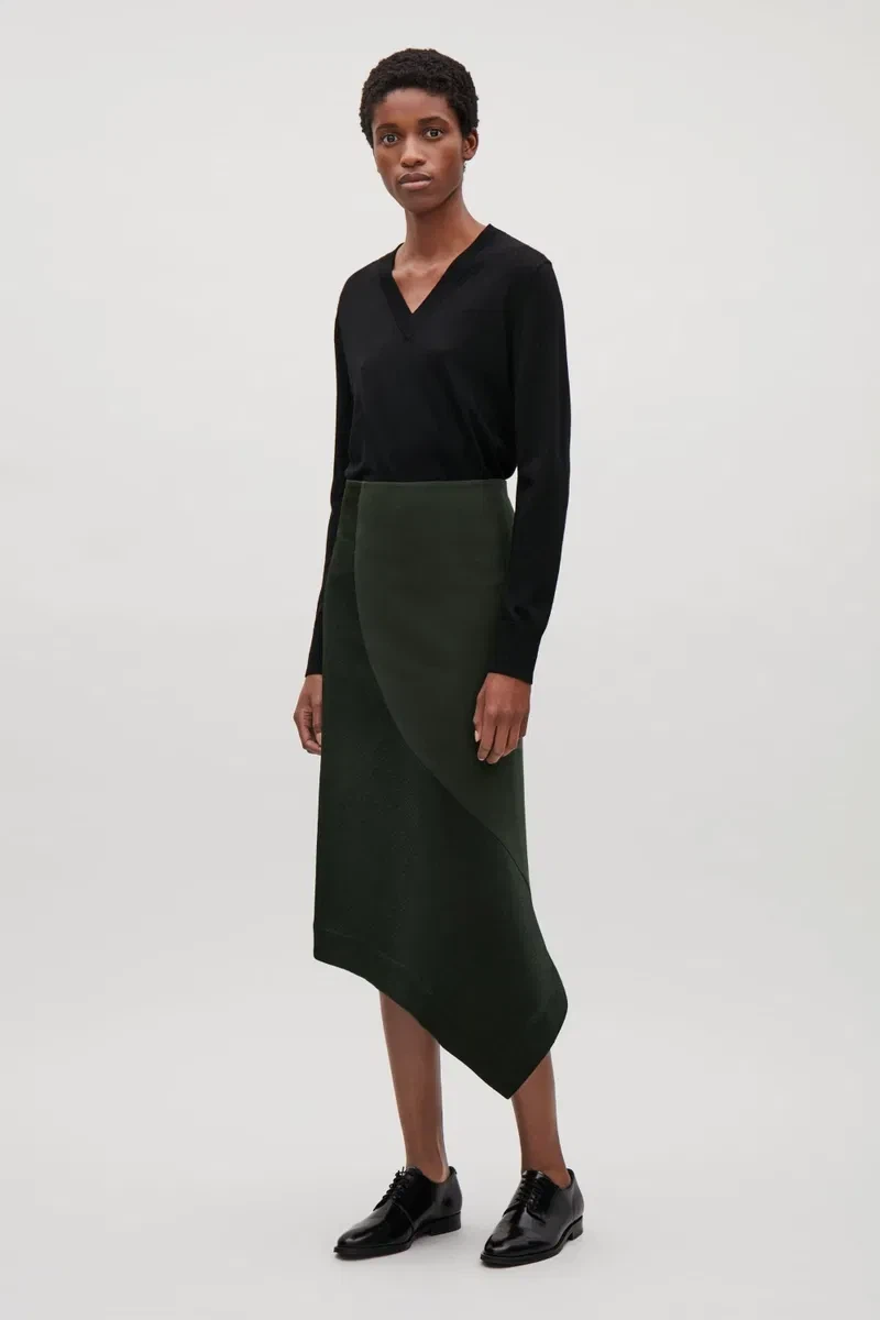 COS Asymmetrical Hem Midi Skirt - Dark Green - photo 4