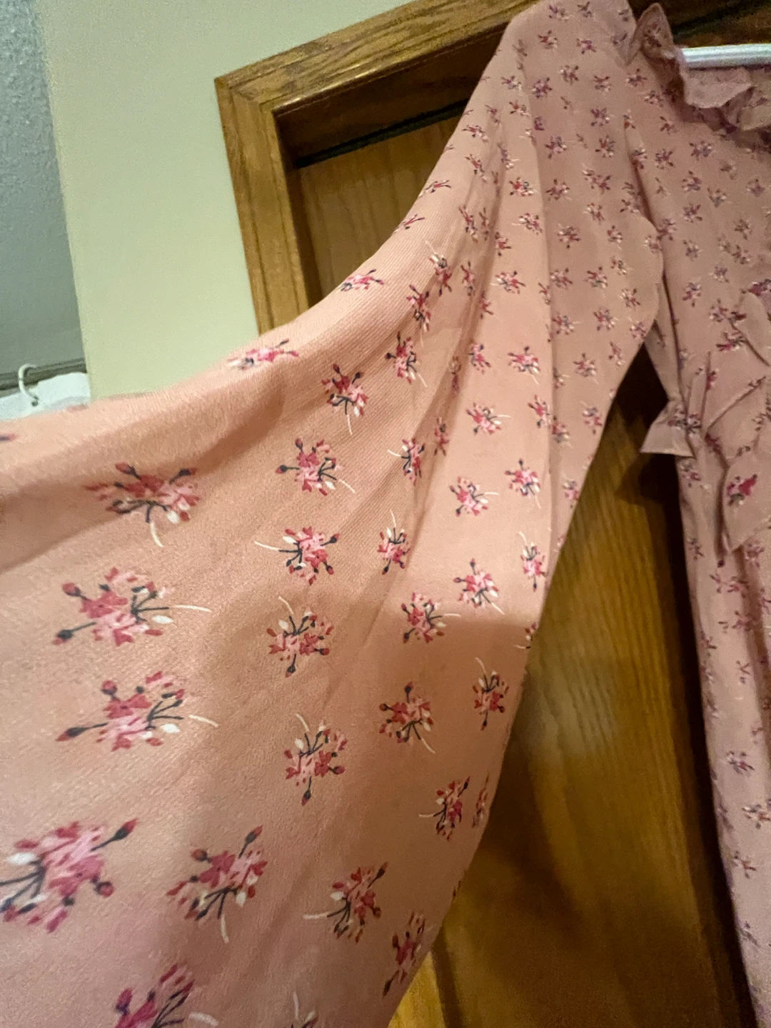 Pink floral dress with ruffles - photo 2