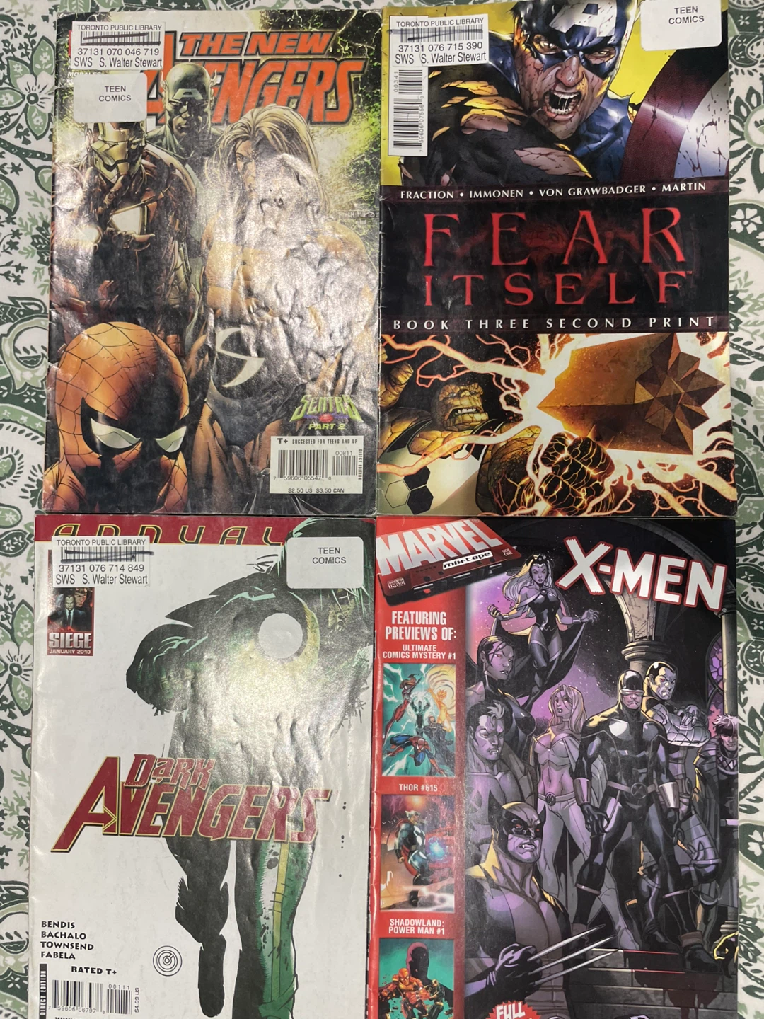 Assorted Marvel and DC Comic Books - photo 2