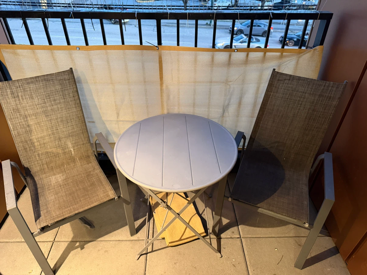 Round Bistro Table and Chairs Set