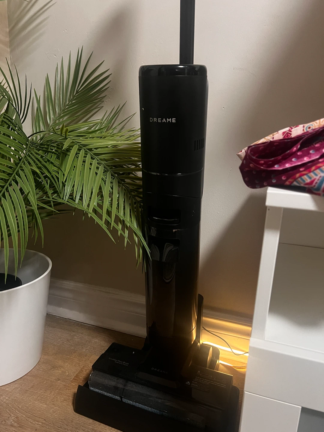 DREAME WET AND DRY VACCUM