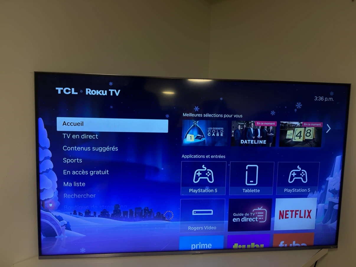 TCL 50” QLED 4K Smart TV (Roku) – Excellent Condition - photo 3