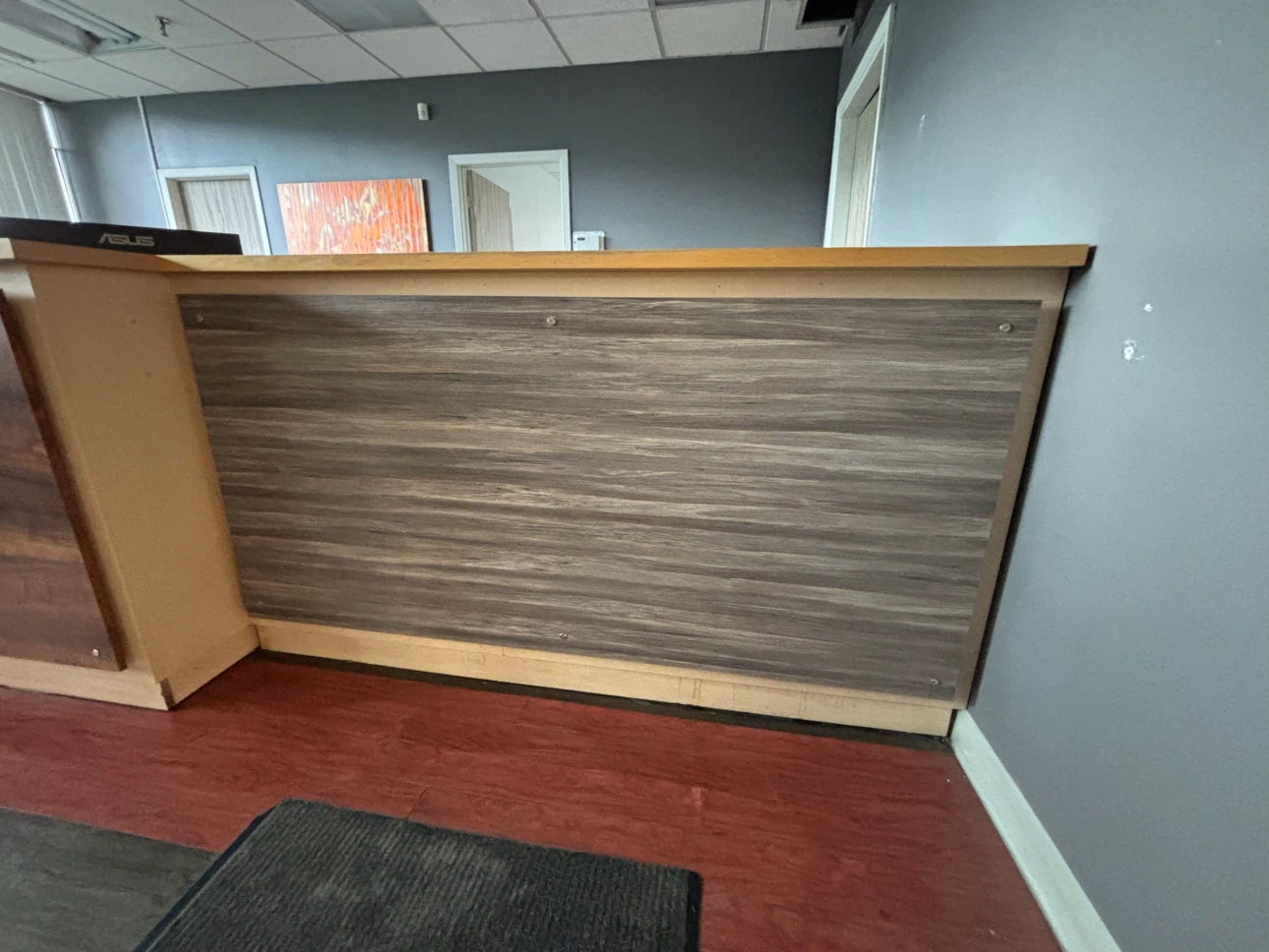 Reception Desk Wood Paneling Set - photo 2