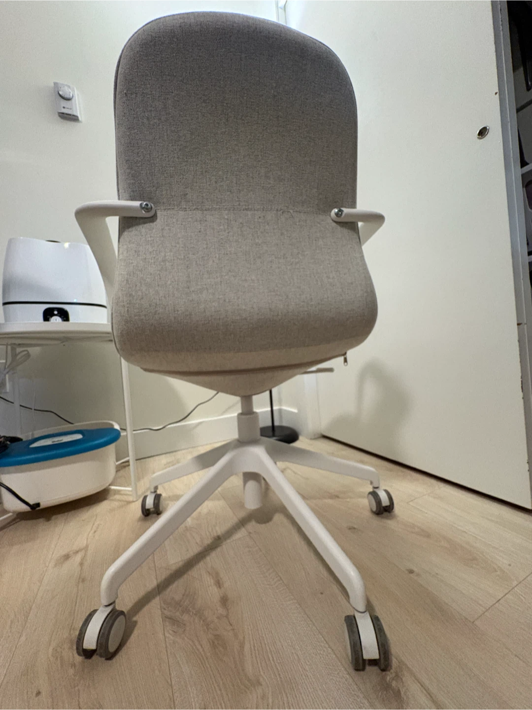 IKEA LÅNGFJÄLL Office Chair with Armrests - photo 4