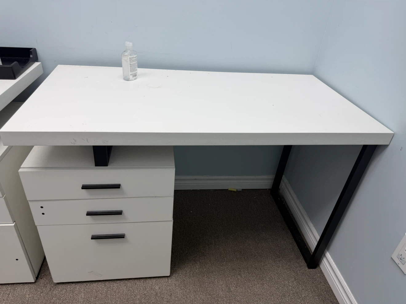 White Desk with Drawers - photo 2