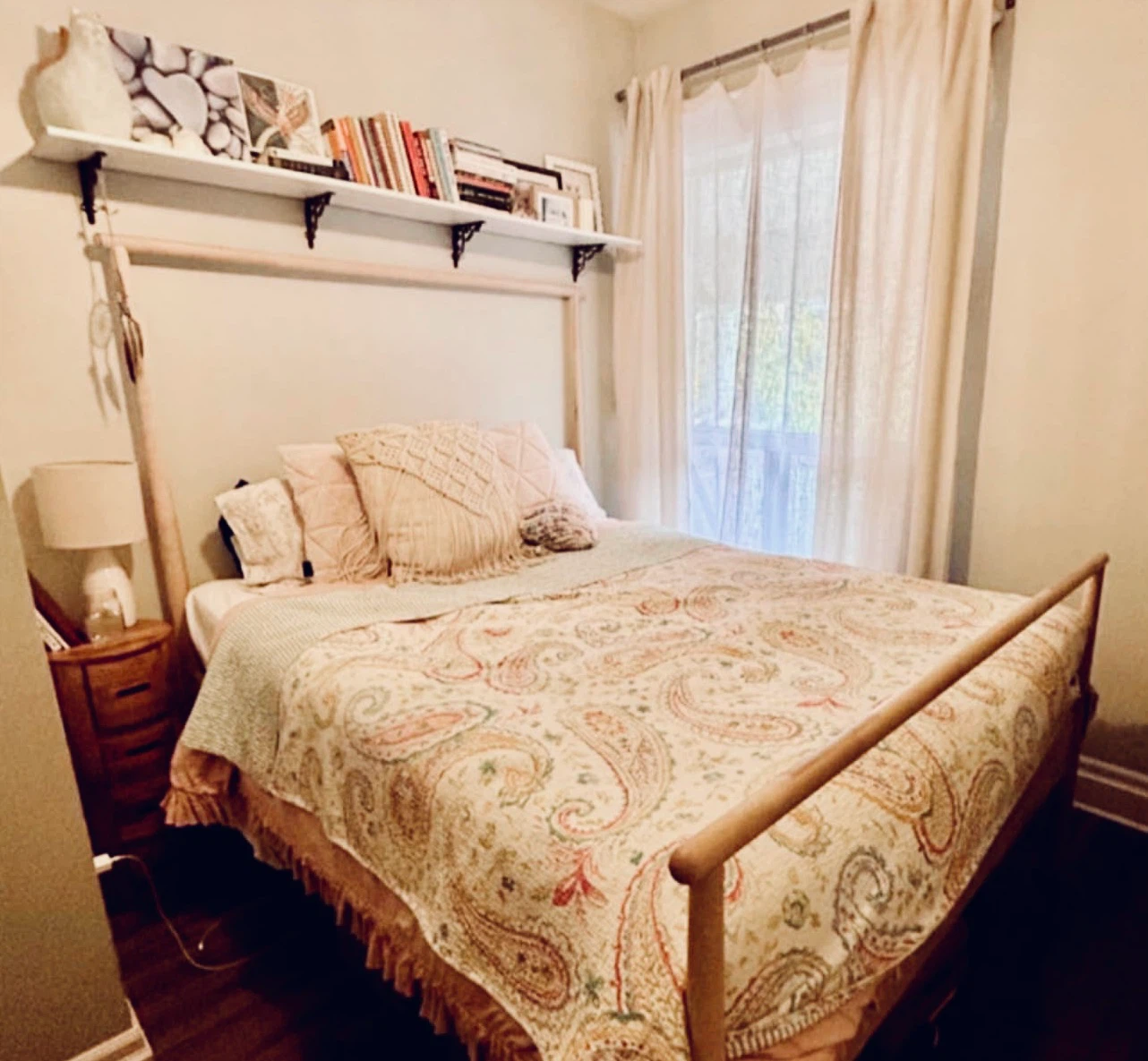 1-bedroom Apartment for Sublet (Downtown) - photo 2