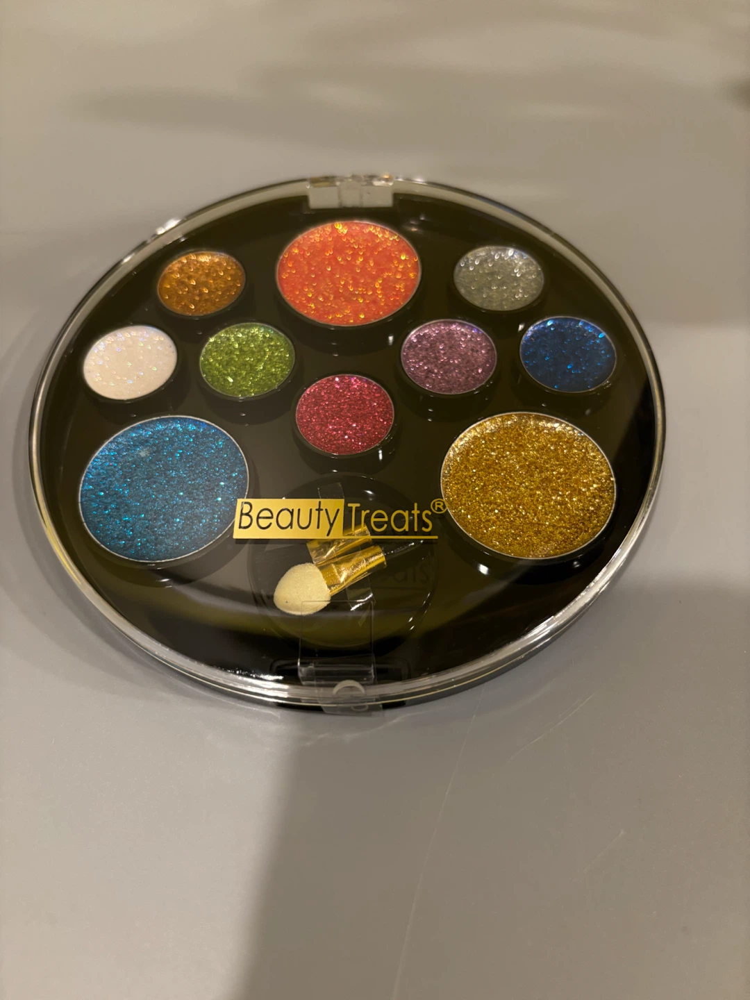 Beauty Treats 10 Color Perfect Glitter Palette