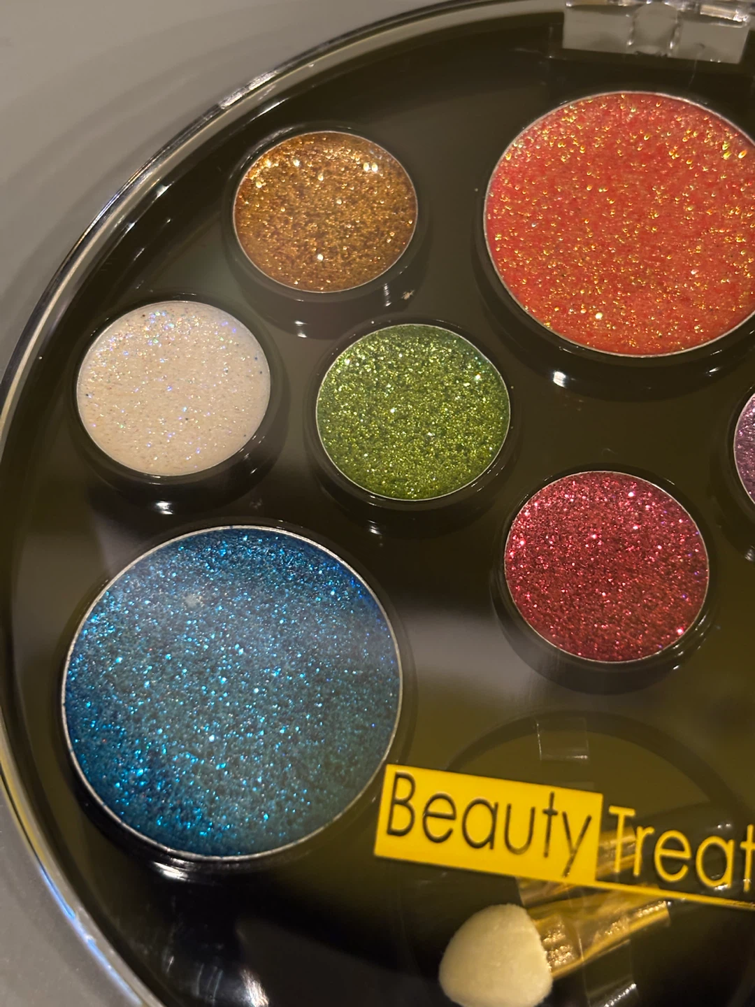 Beauty Treats 10 Color Perfect Glitter Palette - photo 4