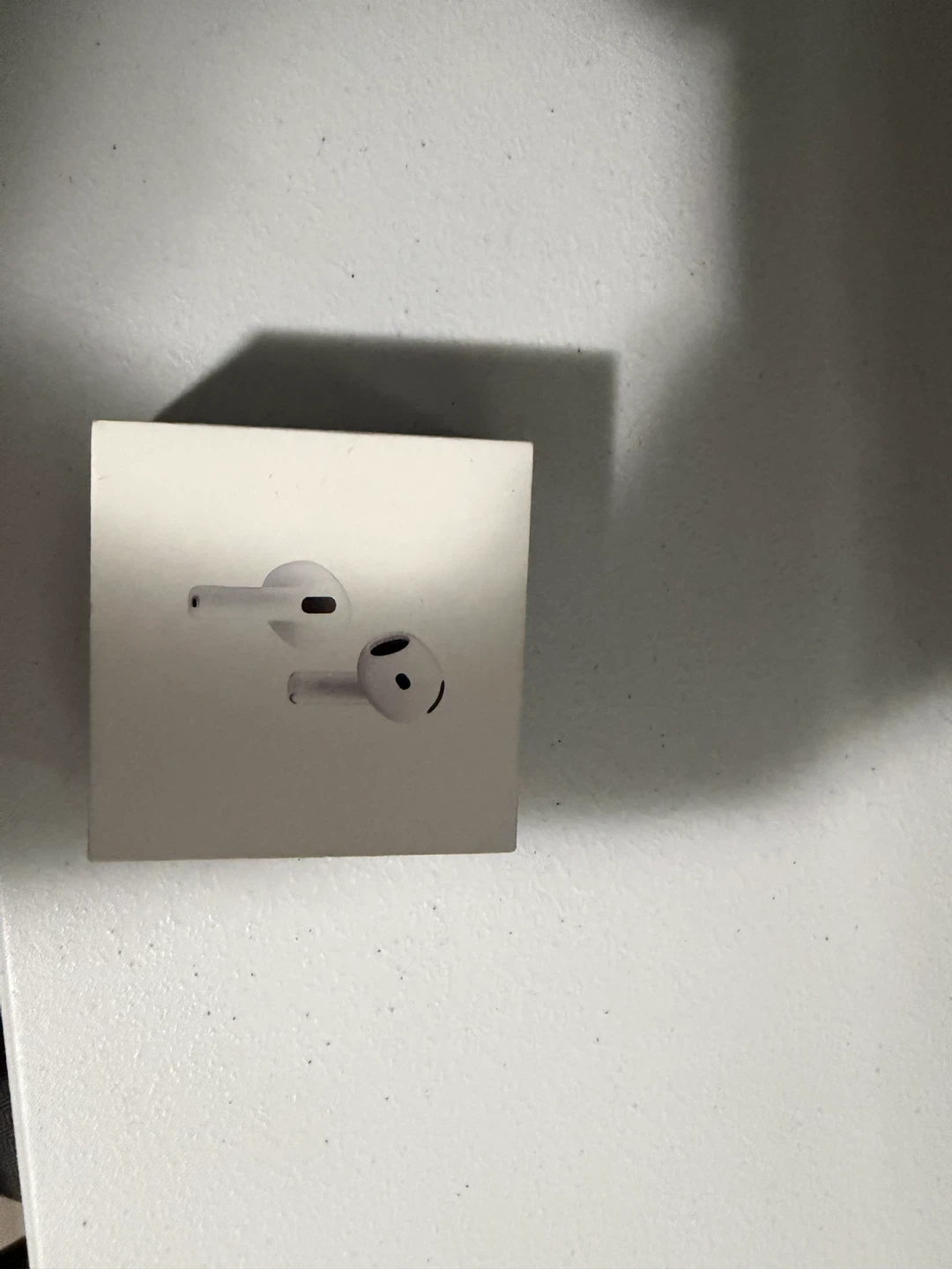 Apple AirPods 4  active noise cancellation - photo 5