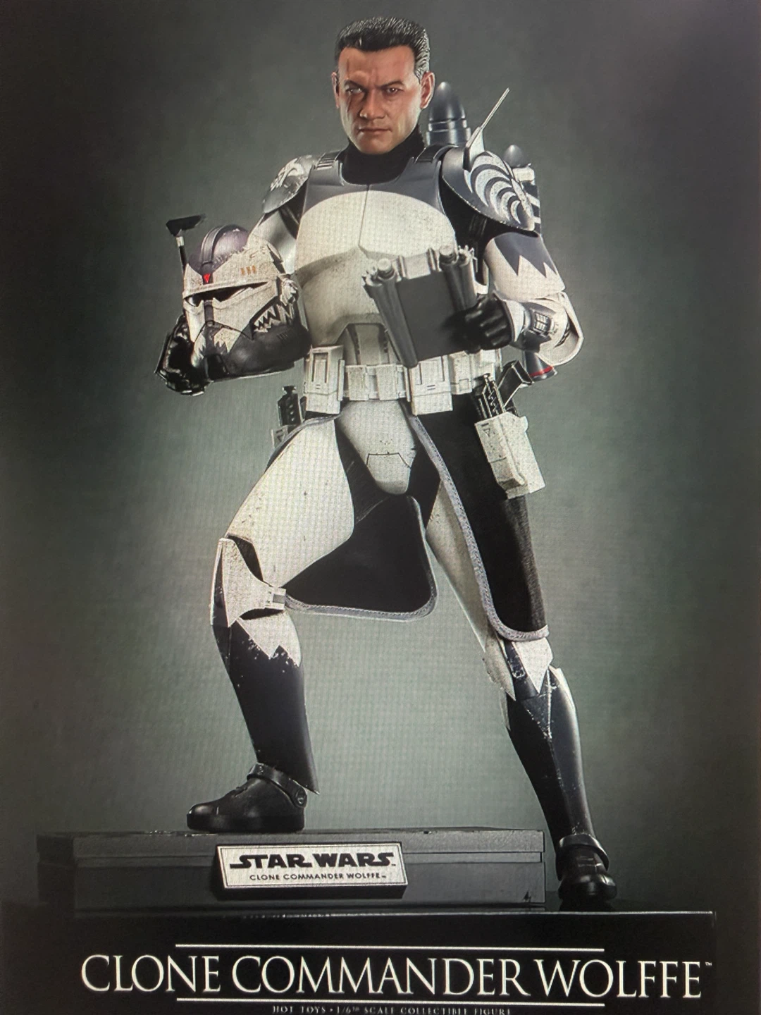 Clone. Commander wolffe action figure Star Wars hot toys - photo 3