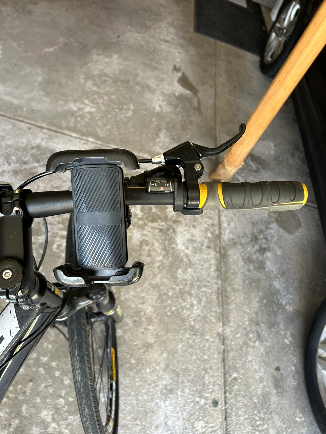 Schwinn Hybrid Bicycle - photo 5