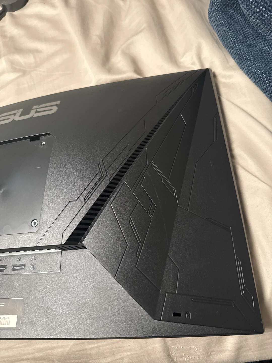 ASUS VG32VQ 32" Curved QHD 144Hz Gaming Monitor - photo 2